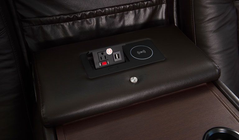 带可折叠控制台的躺椅沙发